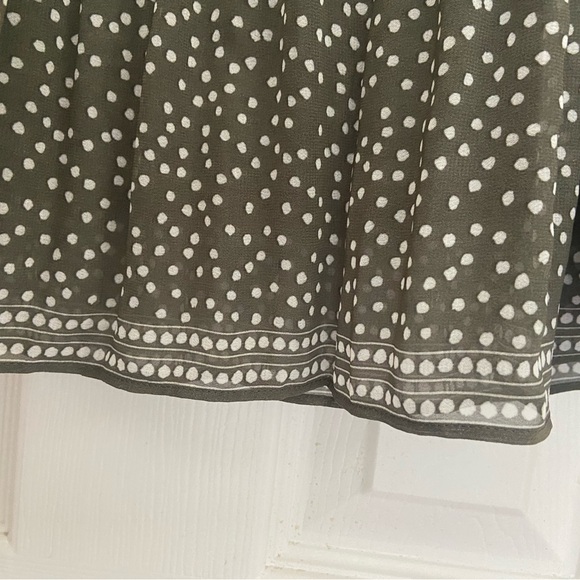 NWT Max Studio Green and White Polka Dot Gathered waist Skirt - Medium - Picture 5 of 6